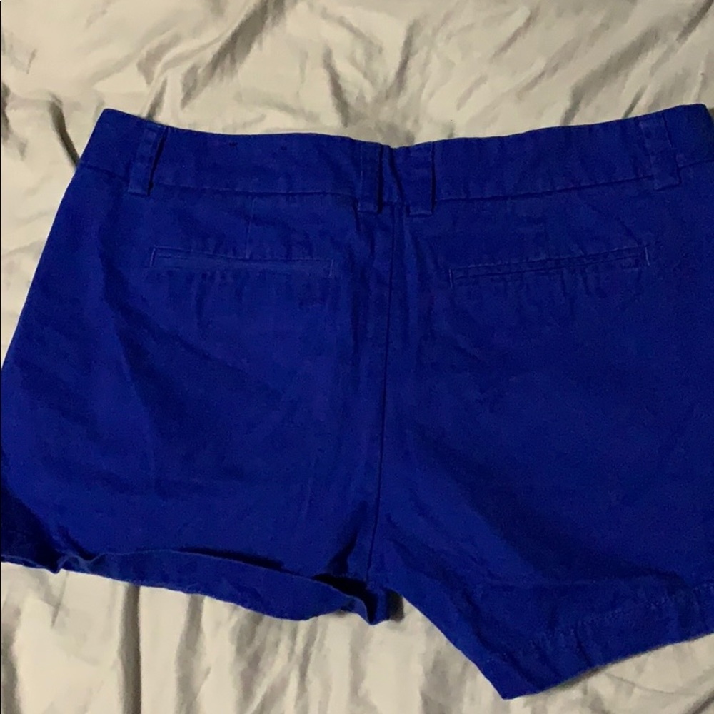 Shorts - Picture 2 of 3
